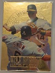 Mike Bordick #398 Baseball Cards 1996 Ultra Gold Medallion Prices