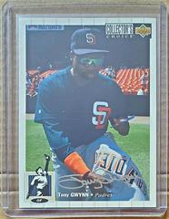 Tony Gwynn [Silver Signature] #122 Baseball Cards 1994 Collector's Choice Prices