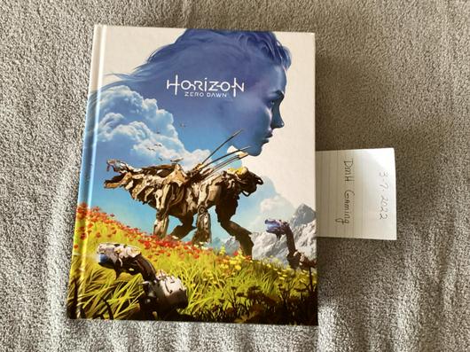 Horizon Zero Dawn [Future Press Hardcover] photo