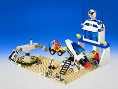 LEGO Set | Space Simulation Station LEGO Town