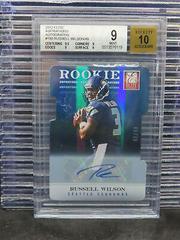 Russell Wilson [Aspirations Autograph] #190 Football Cards 2012 Panini Elite Prices