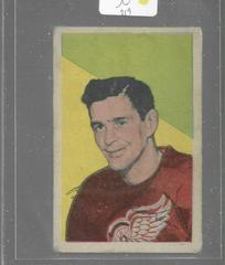 Bob Goldham #64 Hockey Cards 1952 Parkhurst Prices