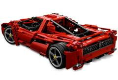 LEGO Set | Enzo Ferrari 1:10 LEGO Racers