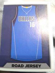 Dallas Mavericks [Away Jersey] #206 Basketball Cards 2015 Panini Stickers Prices
