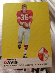 Tommy Davis #22 Football Cards 1969 Topps Prices
