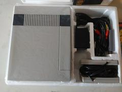 INSIDE BOX  | Nintendo NES Console [Mario Bros Bundle] NES