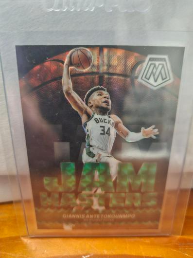 Giannis Antetokounmpo [Green] #18 photo