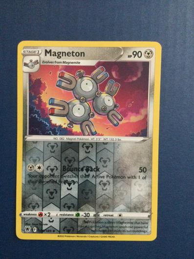 Magneton [Reverse Holo] #106 photo