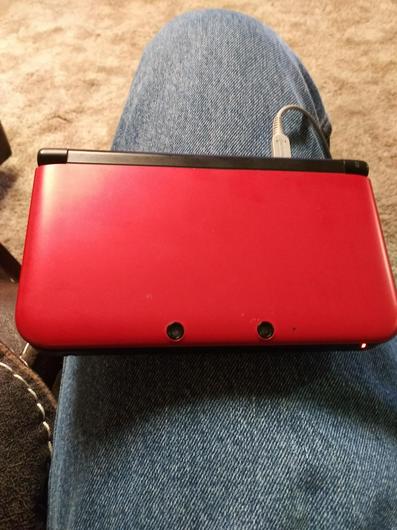 New Nintendo 3DS XL Red photo