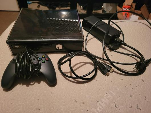 Xbox 360 Slim Console 250GB photo