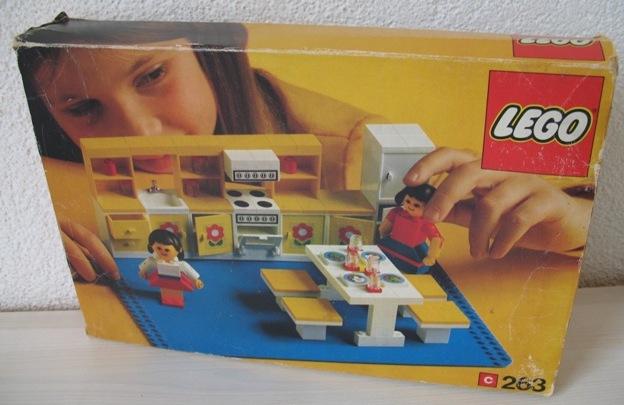 Kitchen Set #263 LEGO Homemaker