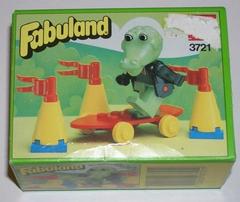 Clive Crocodile on Skateboard #3721 LEGO Fabuland Prices
