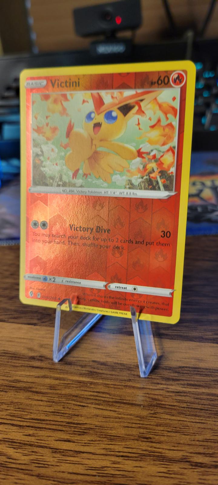 Victini [Reverse Holo] Ungraded Pokemon Evolving Skies