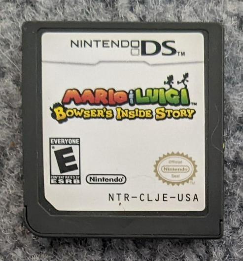 Mario & Luigi: Bowser's Inside Story photo