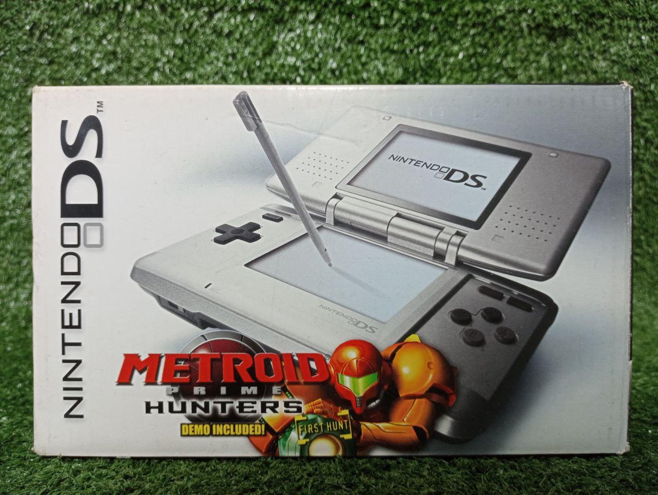 Nintendo DS [Metroid Prime Hunters First Hunt Edition] | Item, Box, and