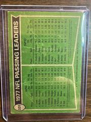 Back | 1977 NFL Passing Leaders Football Cards 1977 Topps