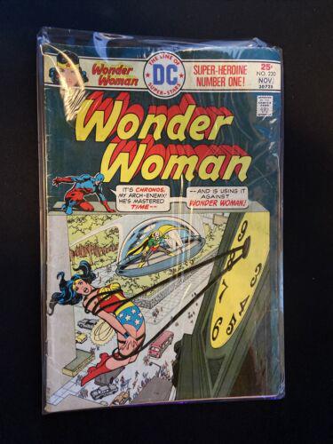 Wonder Woman #220 (1975) Comic Books Wonder Woman