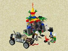 LEGO Set | Spider's Secret & Senor Gomez's Expedition LEGO Adventurers