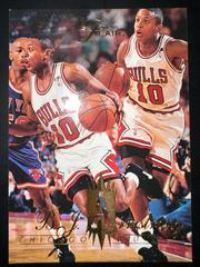 B.J. Armstrong #20 Basketball Cards 1994 Flair Prices