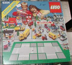 Cross Roads Plates #6304 LEGO Town Prices