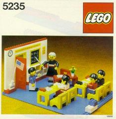 LEGO Set | Schoolroom LEGO Homemaker