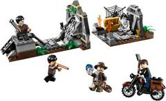 LEGO Set | Chauchilla Cemetery Battle LEGO Indiana Jones
