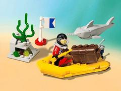 LEGO Set | Sea Hunter LEGO Town