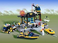 LEGO Set | Emergency Response Center LEGO Town