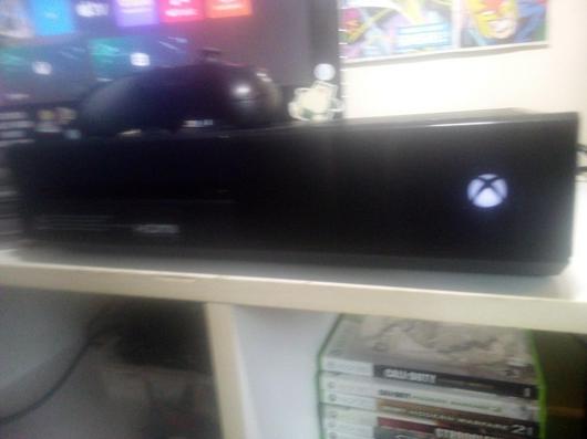 Xbox One 500 GB Black Console photo