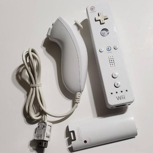 White Wii Remote photo