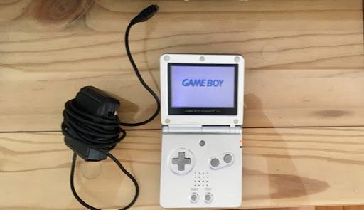 Platinum Gameboy Advance SP photo