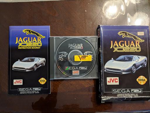 Jaguar XJ220 photo