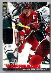 Steve Yzerman [Player's Club] Hockey Cards 1995 Collector's Choice Prices
