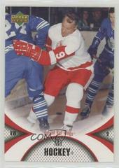 Gordie Howe #39 Hockey Cards 2006 Upper Deck Mini Jersey Collection Prices