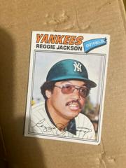 1977 topps reggie jackson