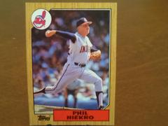 Phil Niekro #694 Baseball Cards 1987 Topps Prices