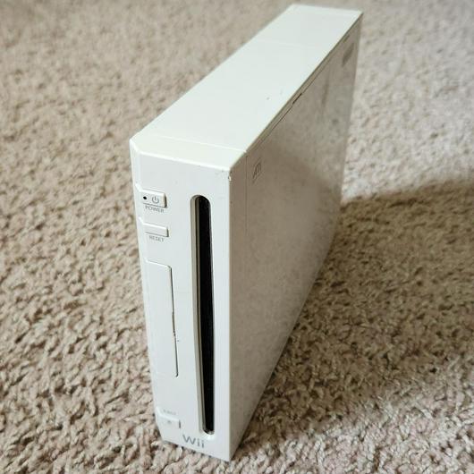 White Nintendo Wii System photo