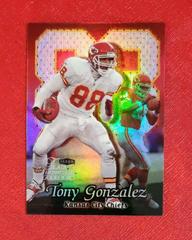 Tony Gonzalez #57 Football Cards 1999 Flair Showcase Prices