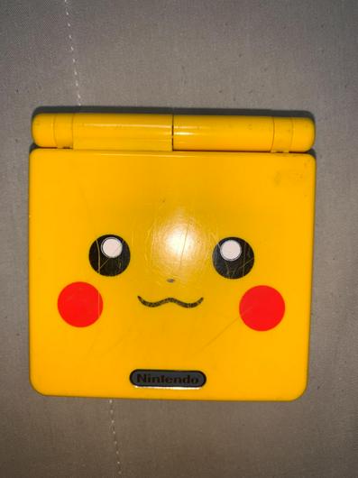 Pikachu Gameboy Advance SP photo