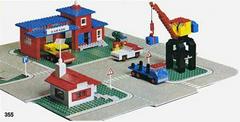 LEGO Set | Town Center Set with Roadways LEGO LEGOLAND
