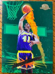 Elden Campbell #58 Basketball Cards 1995 Skybox Premium Prices