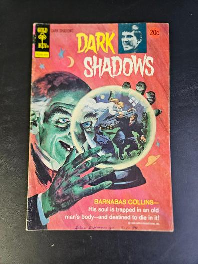 Dark Shadows #25 (1974) photo