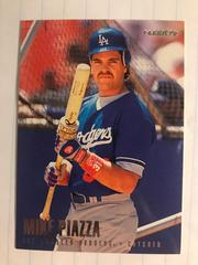 Mike Piazza #16 Baseball Cards 1996 Fleer Dodgers Team Set Prices