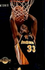Antonio Davis #65 Basketball Cards 1994 SkyBox Premium Prices