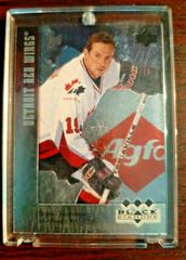 Steve Yzerman #162 Hockey Cards 1996 Upper Deck Black Diamond Prices