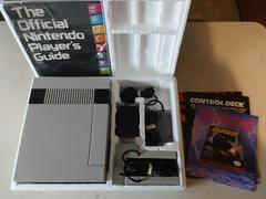 INSIDE OF BOX 100% COMPLETE  | Nintendo NES Console [Player's Guide Bundle] NES