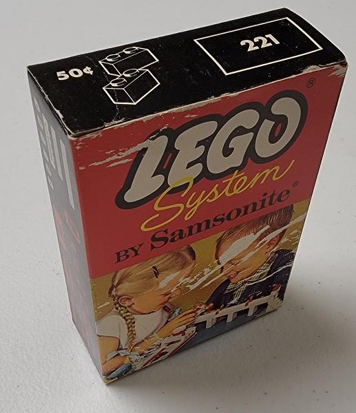 1 x 2 Bricks #221 LEGO Samsonite