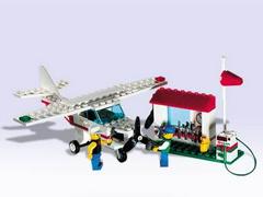 LEGO Set | Light Aircraft and Ground Support LEGO Town
