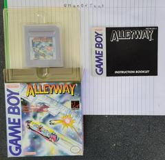 Box, Cartridge, Manual, And Tray | Alleyway GameBoy