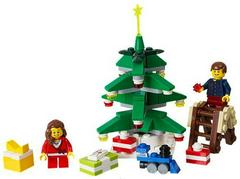 LEGO Set | Decorating the Tree LEGO Holiday